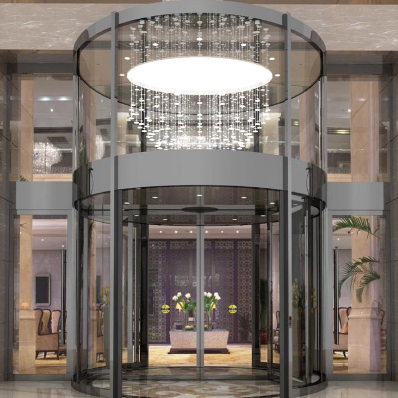 Pse është thelbësore një derë rrotulluese automatike për ndërtesat moderne? Pse është thelbësore një derë rrotulluese automatike për ndërtesat moderne?